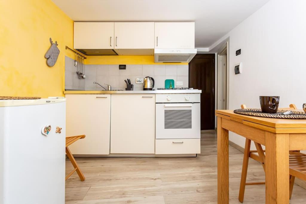Apartment Adorno 2 - Affitti Brevi Italia Genua Exterior foto
